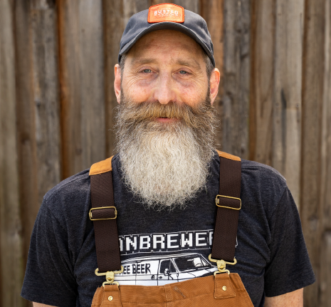 bio photo of Warren – Assistant Brewer