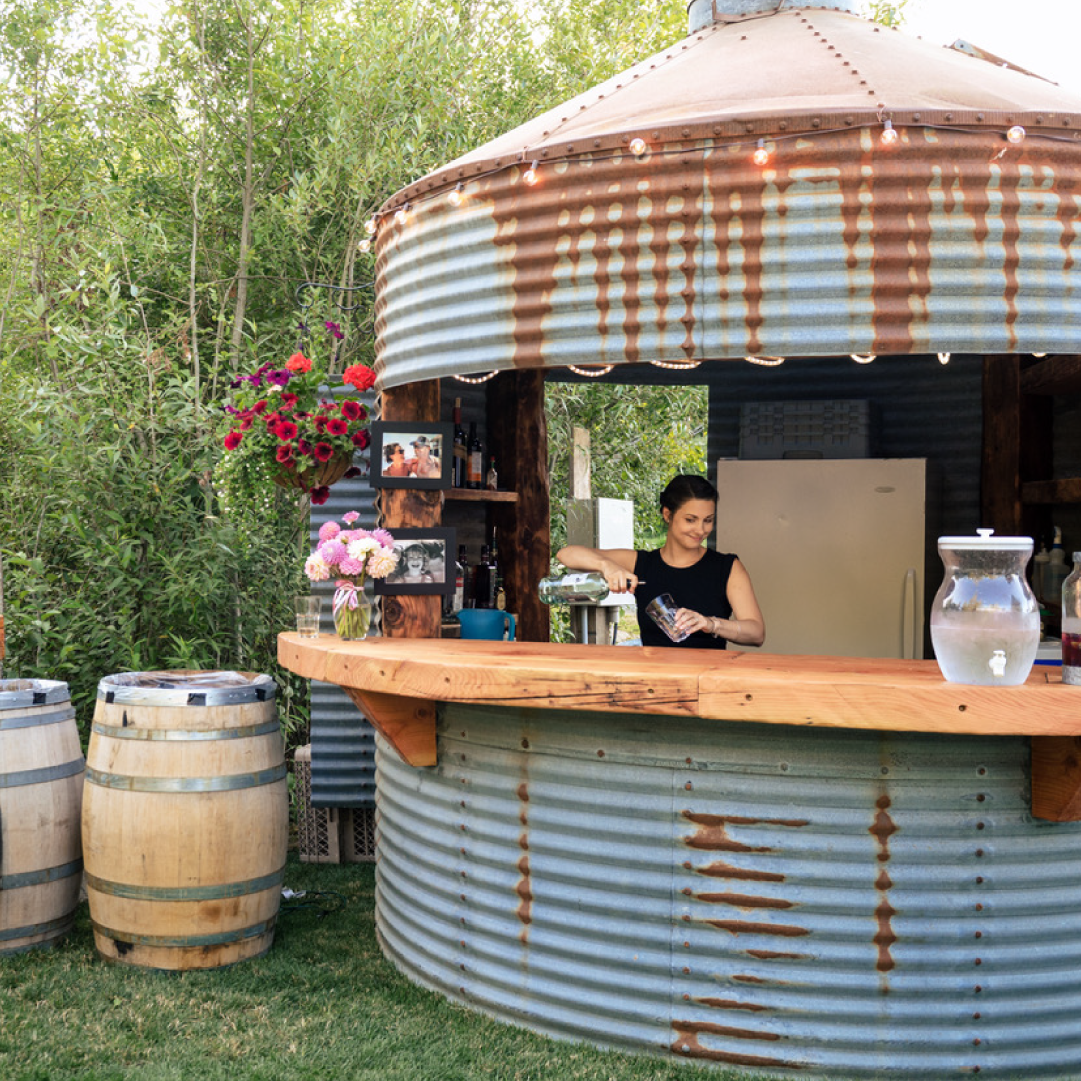 Image of bartender outside 